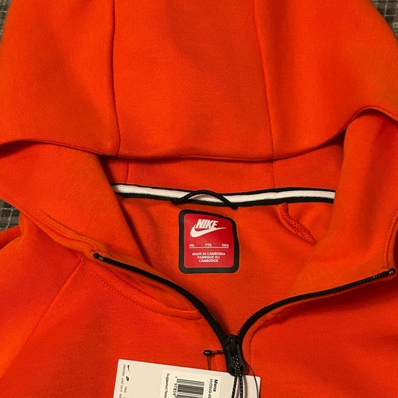 Nike Orange Hoodie with Black Zipper - Picture 3 of 8